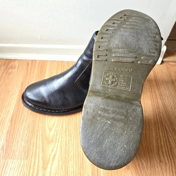 Dr. Martens Men's Victor New Nova Black Boho Chelsea Casual Ankle Boots Size 10 - Picture 4 of 16